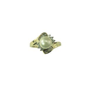 14K Yellow Gold Pearl and Diamond Ring Size 8.5 #22664